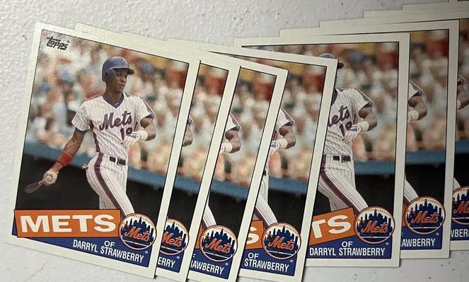 1985 Topps #570 Darryl Strawberry - lot of (35) (Mets,2nd year) Baseball cards value